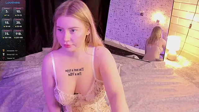 Lillie Berry online show from 18, 11, 2025