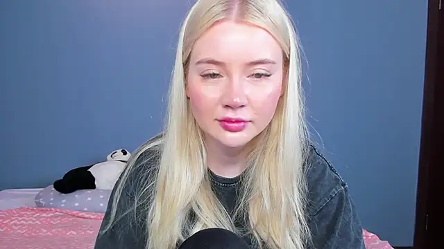 Lillie Berry online show from 5, 6, 2026