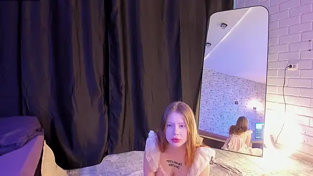 Lillie Berry online show from 21, 9, 2025