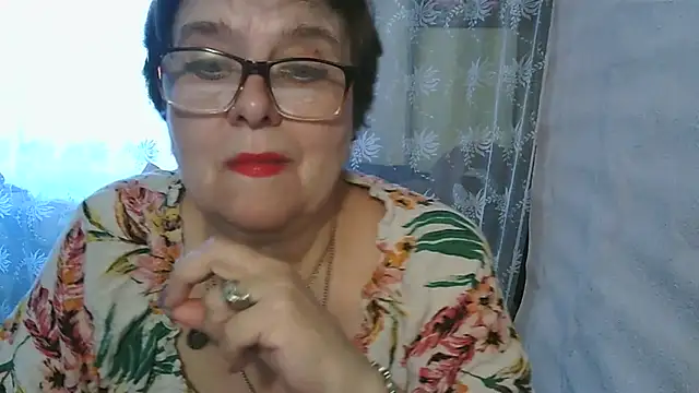 Snapshot of VeronicaGold511 chatting on 2, 7, 2026 VeronicaGold511 online show from 2, 7, 2026