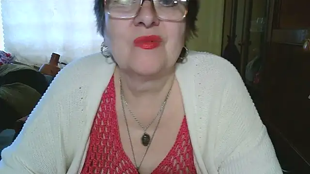 VeronicaGold511 online show from 5, 5, 2026