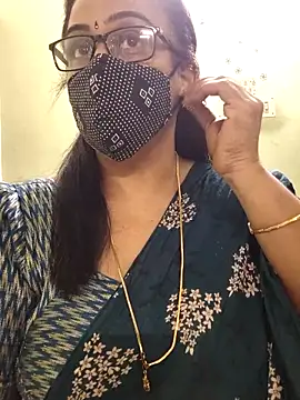 sweet-lotus online show from 4, 4, 2026