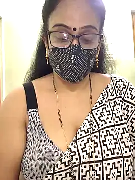 sweet-lotus online show from 22, 12, 2025