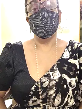 sweet-lotus online show from 4, 10, 2025