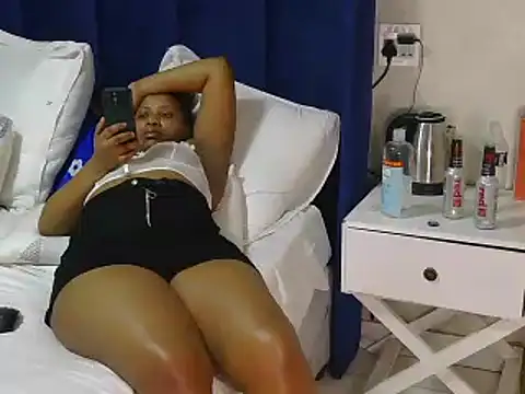 Snapshot of Babysex32 chatting on 27, 10, 2025 Babysex32 online show from 27, 10, 2025