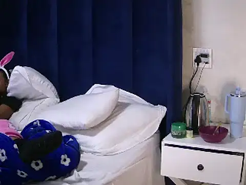 Snapshot of Babysex32 chatting on 21, 11, 2025 Babysex32 online show from 21, 11, 2025