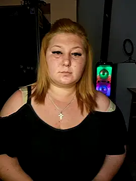 Snapshot of Miss_tits2025 chatting on 9, 7, 2026 Miss tits2025 online show from 9, 7, 2026