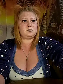 Snapshot of Miss_tits2025 chatting on 10, 6, 2026 Miss tits2025 online show from 10, 6, 2026