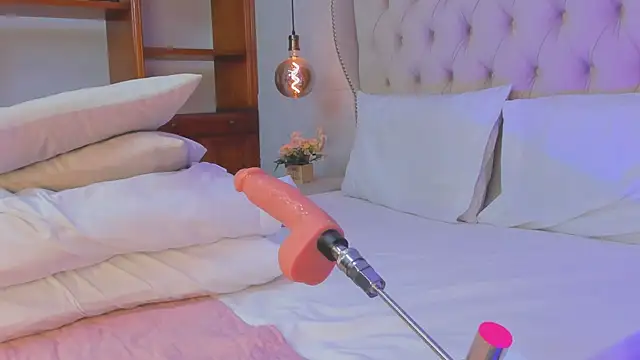 Snapshot of Tatihornyy chatting on 10, 11, 2025 Tatihornyy online show from 10, 11, 2025