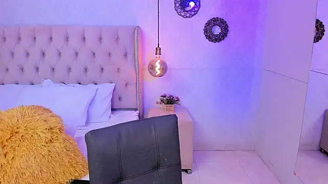 Snapshot of Tatihornyy chatting on 21, 10, 2025 Tatihornyy online show from 21, 10, 2025