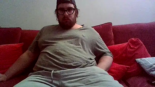 chubbyDavid1998 online show from 4, 12, 2025