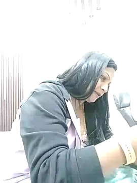 Cute-Janvi20 online show from 21, 11, 2025