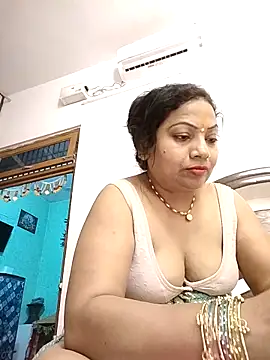 Cute-Janvi20 online show from 13, 4, 2026