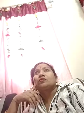 Cute-Janvi20 online show from 28, 10, 2025