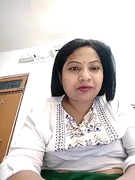Cute-Janvi20 online show from 13, 5, 2026