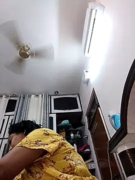 Cute-Janvi20 online show from 16, 4, 2026