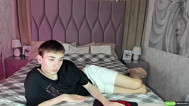 Snapshot of FelixCurtis chatting on 23, 9, 2025 FelixCurtis online show from 23, 9, 2025