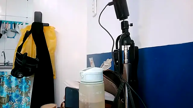 Veronnaink online show from 25, 2, 2026