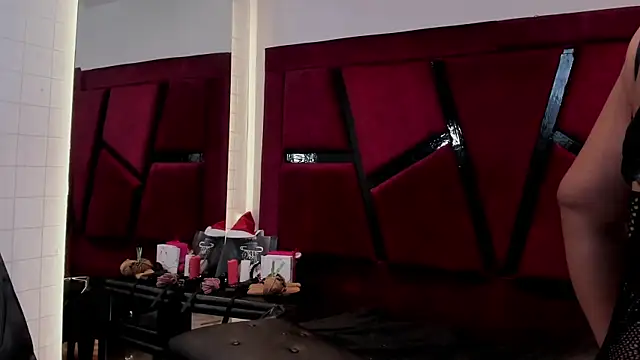 AlliceJelany online show from 4, 12, 2025