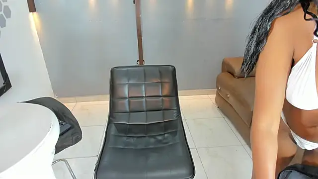 Nini Beyker online show from 1, 11, 2025