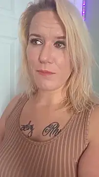 RhondaRump online show from 12, 11, 2025