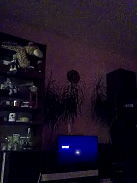  Little Sweatie  online show from 2, 11, 2025