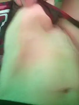  Little Sweatie  online show from 21, 11, 2025