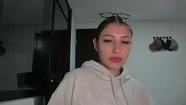 AriaBliss- online show from 10, 11, 2025