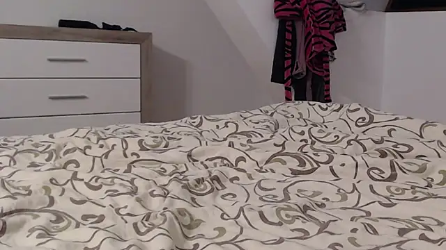 LillyDream2 online show from 12, 9, 2025