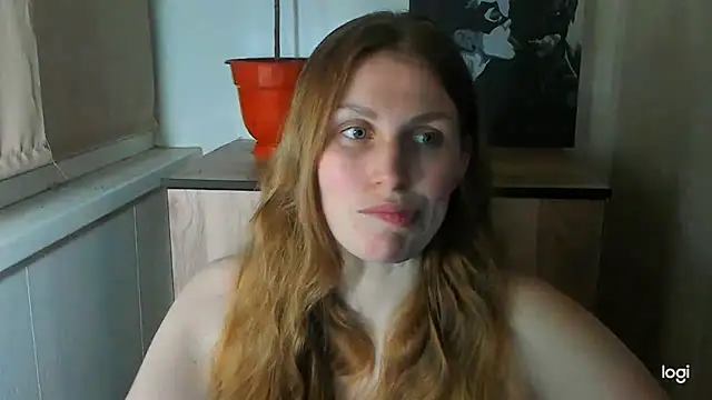 JuliaMuuun online show from 15, 7, 2026