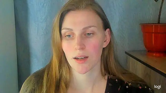 JuliaMuuun online show from 30, 5, 2026