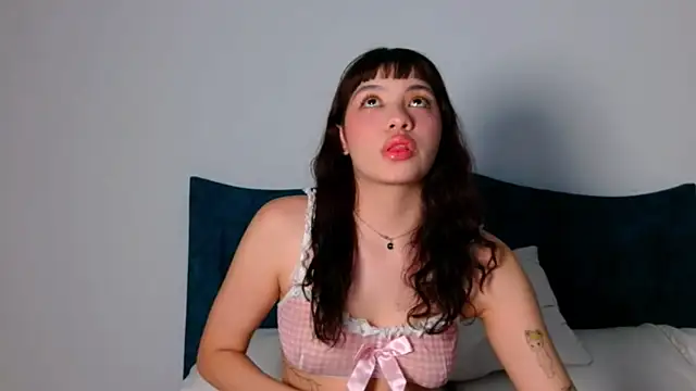 angelinhaaa online show from 26, 9, 2025