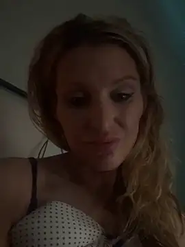 BaddieBossXX2 online show from 6, 6, 2026