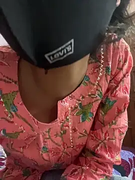 Snapshot of Sandhya_77 chatting on 4, 10, 2025 Sandhya 77 online show from 4, 10, 2025