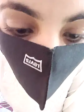 Snapshot of Sandhya_77 chatting on 10, 10, 2025 Sandhya 77 online show from 10, 10, 2025