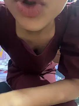 Snapshot of Sandhya_77 chatting on 18, 11, 2025 Sandhya 77 online show from 18, 11, 2025