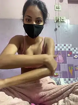 Snapshot of Sandhya_77 chatting on 17, 12, 2025 Sandhya 77 online show from 17, 12, 2025