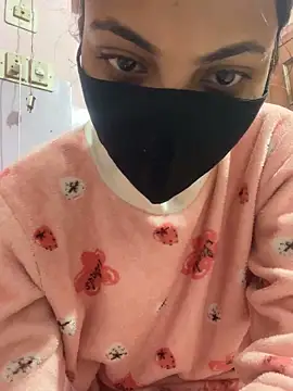 Snapshot of Sandhya_77 chatting on 28, 11, 2025 Sandhya 77 online show from 28, 11, 2025