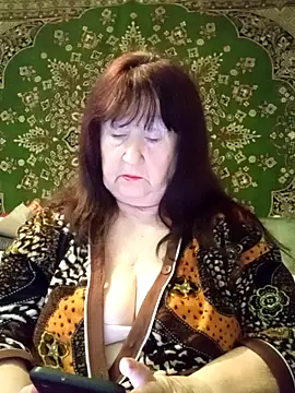 CrystalLime6411 online show from 9, 2, 2026