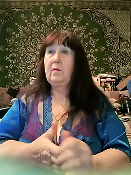 CrystalLime6411 online show from 6, 5, 2026