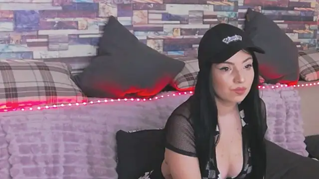 GrayLunna online show from 23, 10, 2025