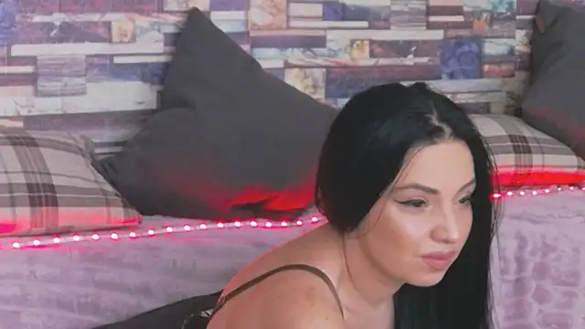 GrayLunna online show from 26, 10, 2025