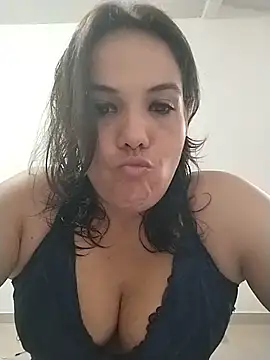 Snapshot of Bellapotencia1985 chatting on 25, 10, 2025 Bellapotencia1985 online show from 25, 10, 2025