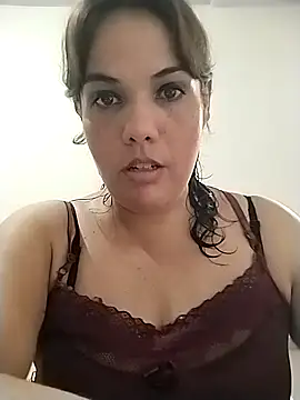 Bellapotencia1985 online show from 18, 4, 2026