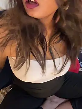 sexy-sukriti online show from 23, 3, 2026