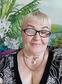 VioletSweet5566 online show from 21, 9, 2025