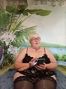 Snapshot of VioletSweet5566 chatting on 17, 7, 2026 VioletSweet5566 online show from 17, 7, 2026