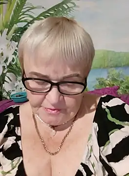 VioletSweet5566 online show from 2, 10, 2025