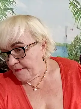 VioletSweet5566 online show from 26, 5, 2026