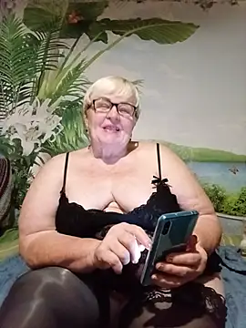 Snapshot of VioletSweet5566 chatting on 15, 7, 2026 VioletSweet5566 online show from 15, 7, 2026